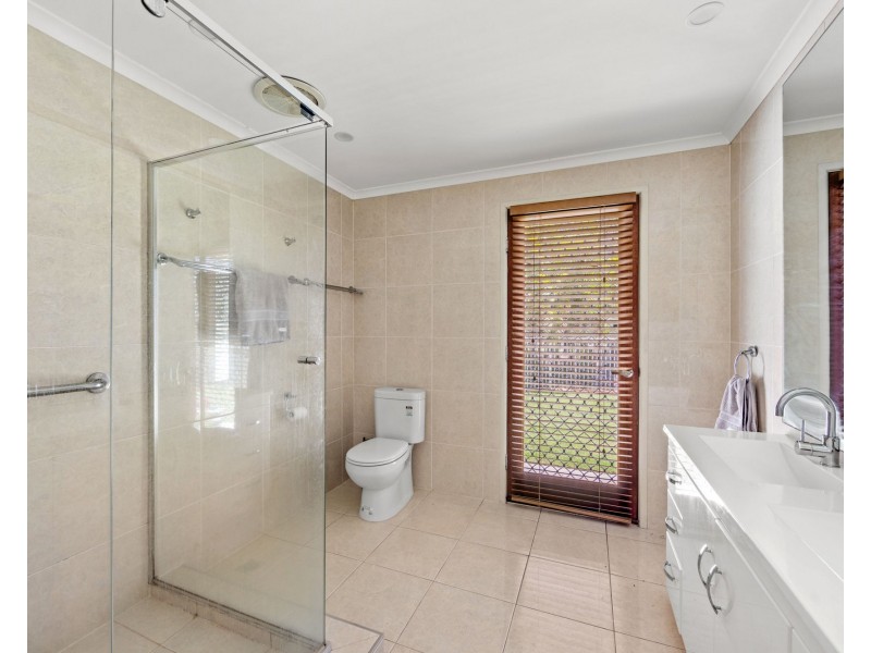 41 Dromana Crescent, Helensvale QLD 4212
