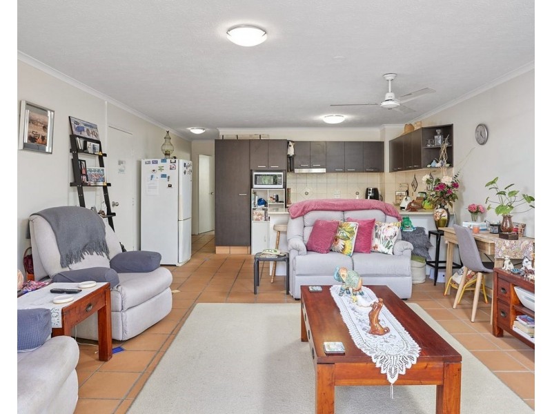 4/3355 Surfers Paradise Boulevard, Surfers Paradise QLD 4217