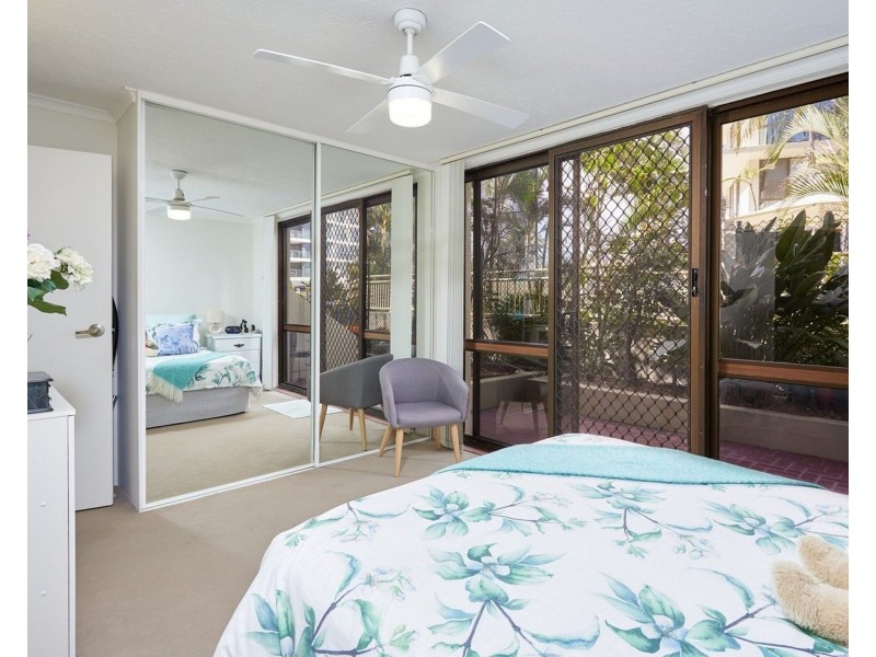 4/3355 Surfers Paradise Boulevard, Surfers Paradise QLD 4217