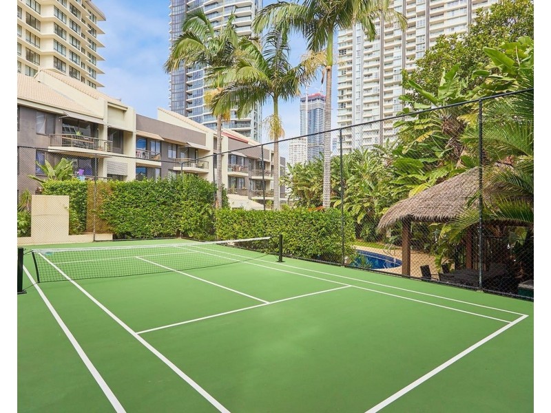 4/3355 Surfers Paradise Boulevard, Surfers Paradise QLD 4217