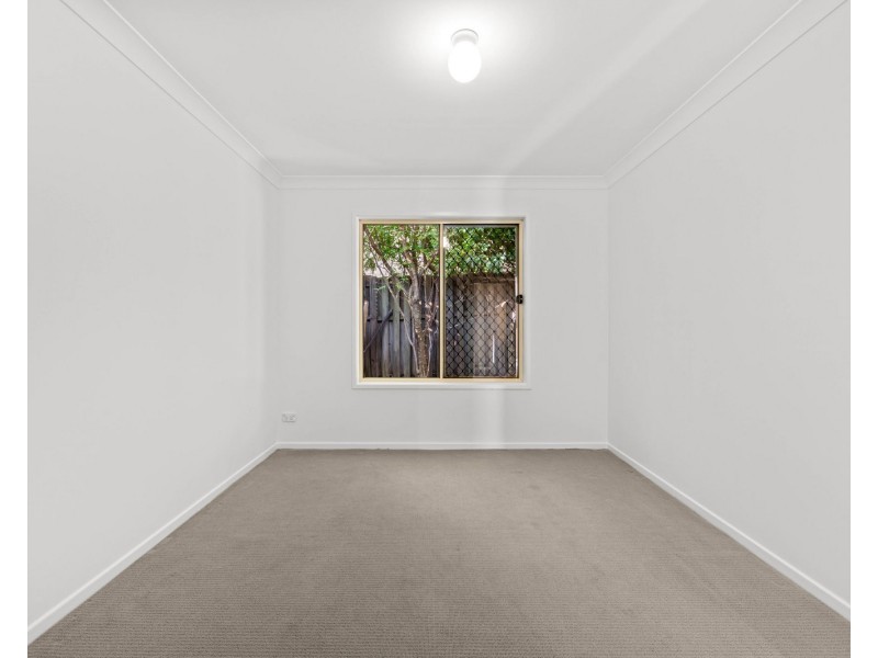 1/173 Government Road, Labrador QLD 4215