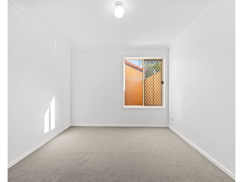 1/173 Government Road, Labrador QLD 4215