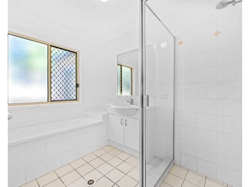 1/173 Government Road, Labrador QLD 4215