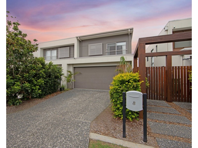 8 La Savina Drive, Coombabah QLD 4216