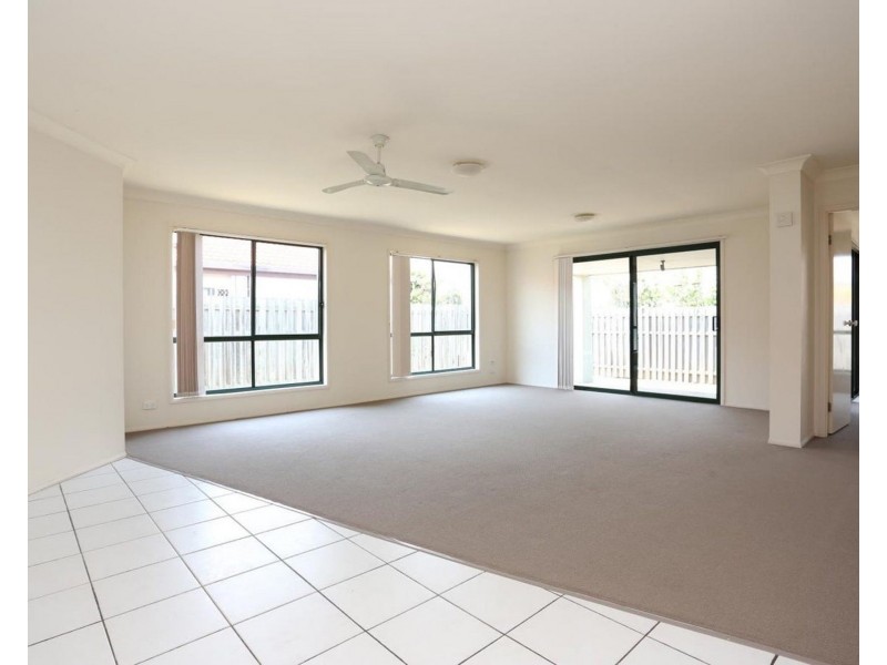 63 Marble Arch Place, Arundel QLD 4214