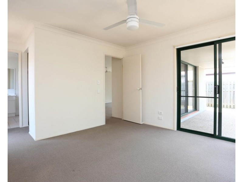 63 Marble Arch Place, Arundel QLD 4214