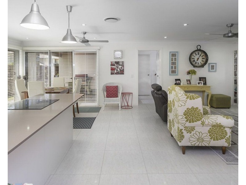 2 Limmen Street, Pimpama QLD 4209