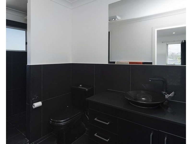 2 Limmen Street, Pimpama QLD 4209