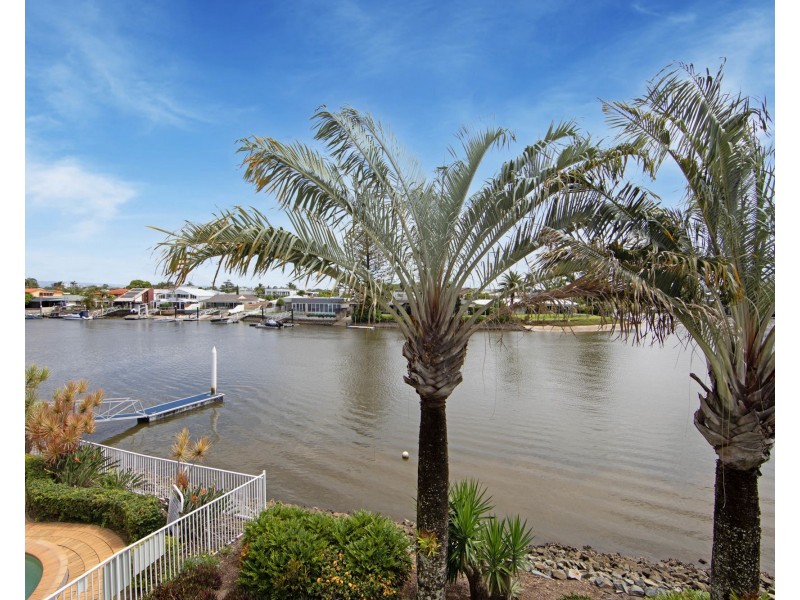 11/11-19 Taylor Street, Biggera Waters QLD 4216