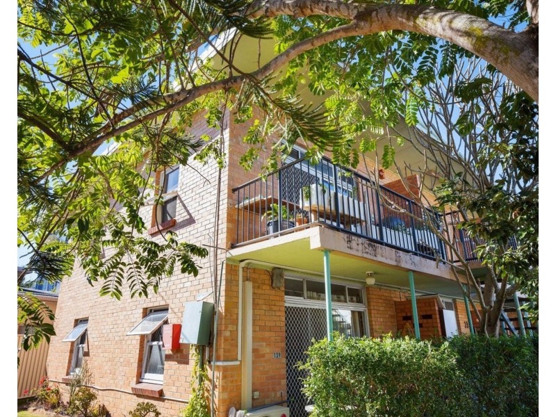 5/39 Sunset Blvd, Surfers Paradise QLD 4217