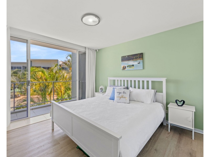 1310/2 Activa Way, Hope Island QLD 4212