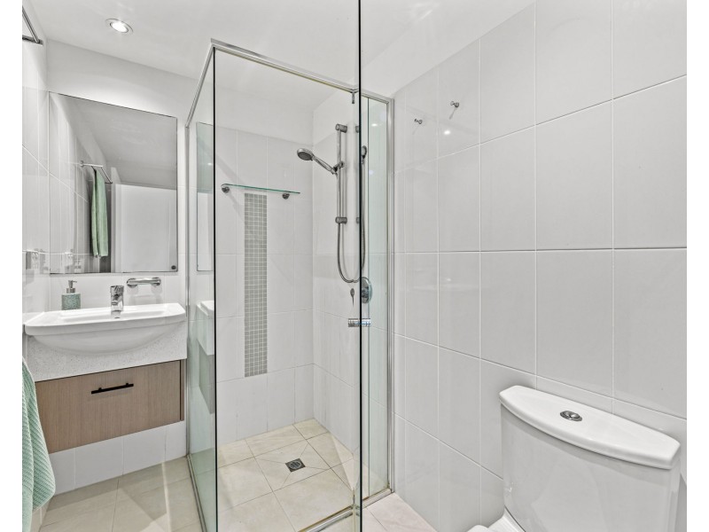 1310/2 Activa Way, Hope Island QLD 4212