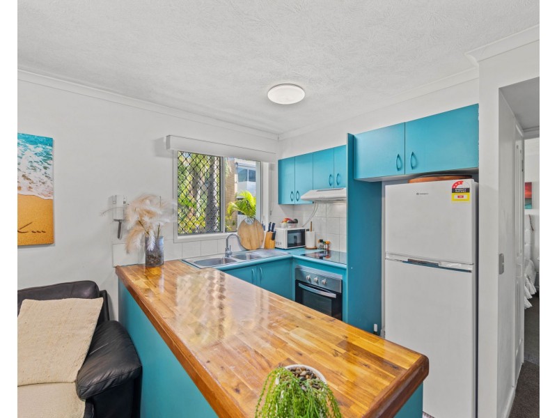 12/193-195 Surf Parade, Surfers Paradise QLD 4217