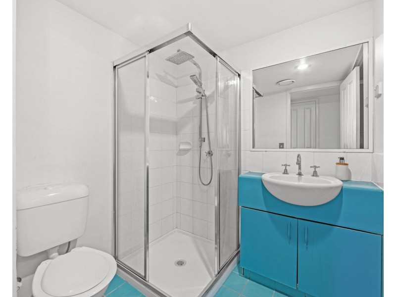 12/193-195 Surf Parade, Surfers Paradise QLD 4217