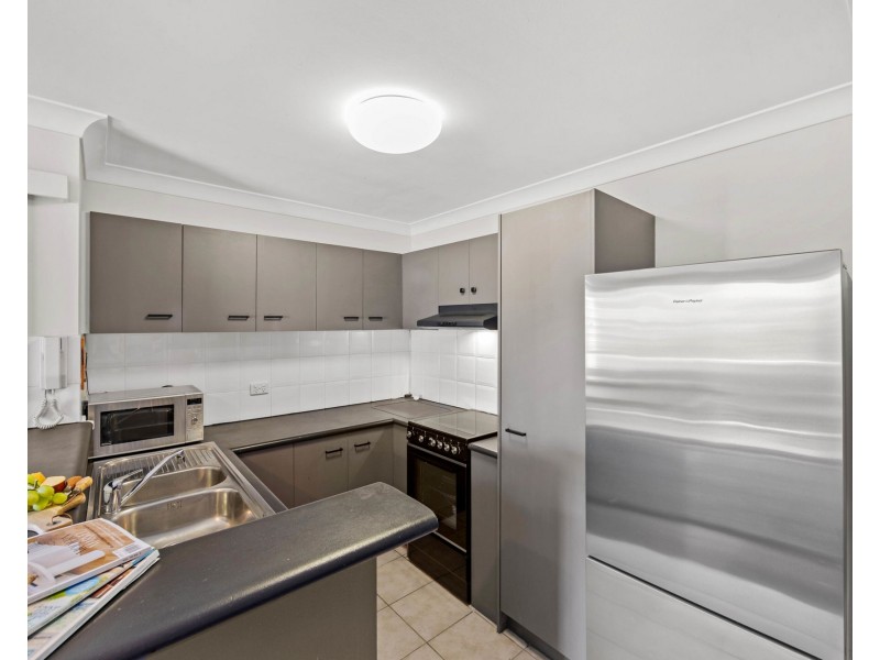 45/11-19 Taylor Street, Biggera Waters QLD 4216