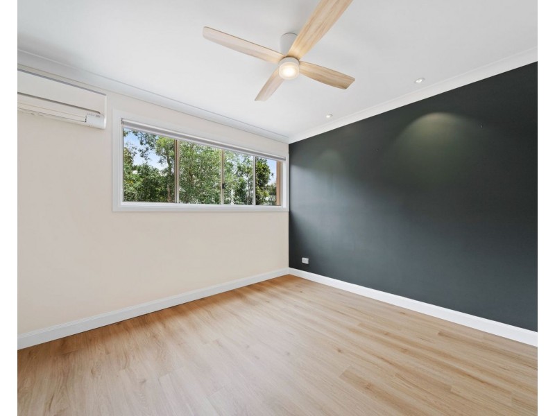 34 John Lund Drive, Hope Island QLD 4212
