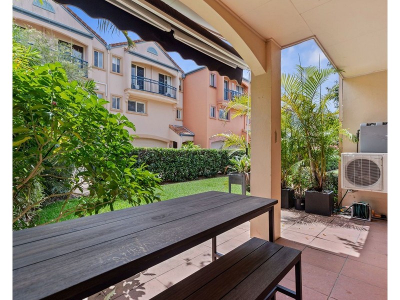 34 John Lund Drive, Hope Island QLD 4212