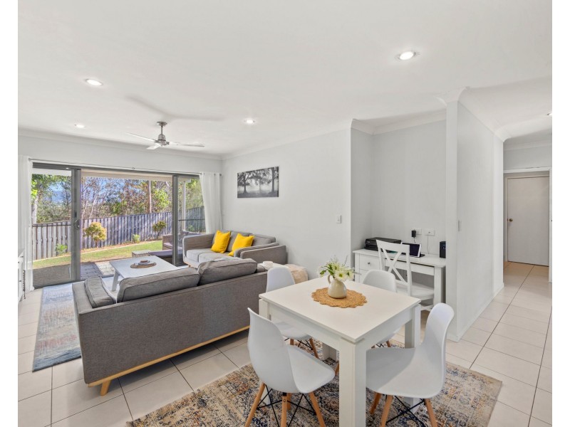 1/8 Rise Circuit, Pacific Pines QLD 4211