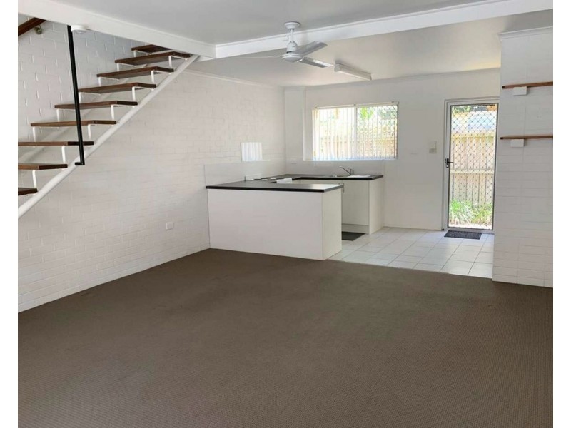 3/18-20 Peerless Avenue, Mermaid Beach QLD 4218