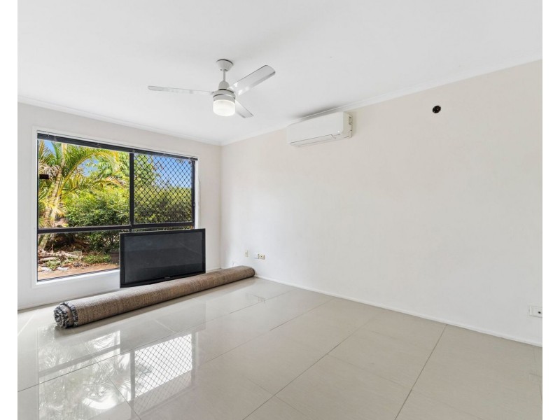 37 Erin Drive, Browns Plains QLD 4118