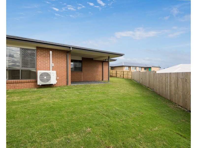 10 Osprey Street, Redbank Plains QLD 4301