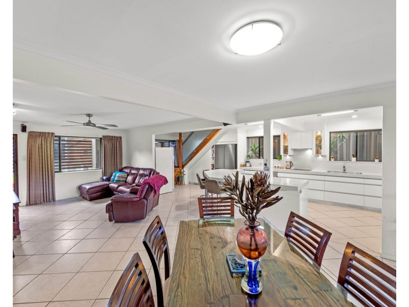 16 Luxor Street, Southport QLD 4215