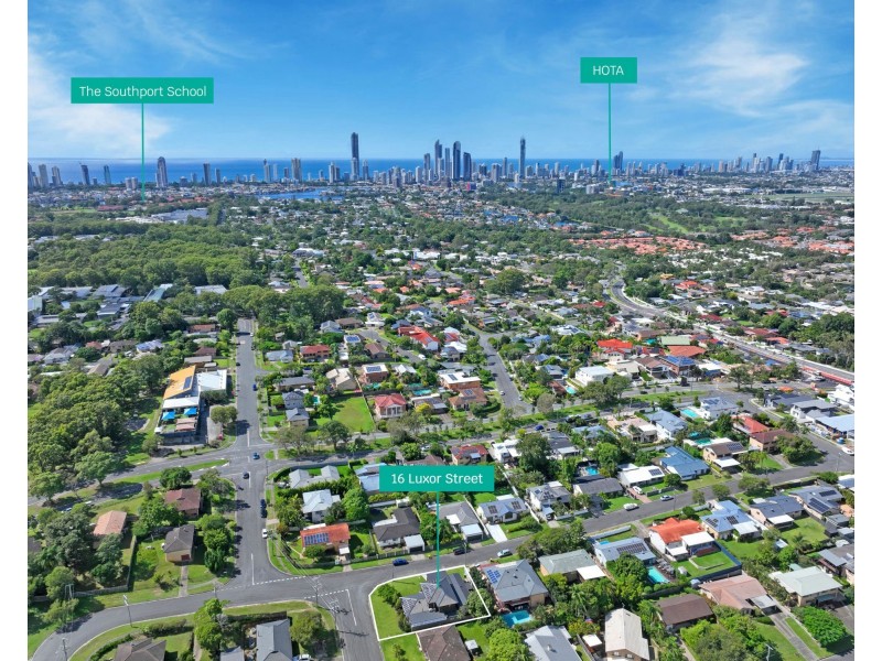 16 Luxor Street, Southport QLD 4215