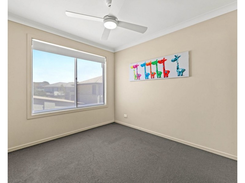 5/23 Park Esplanade, Coomera QLD 4209