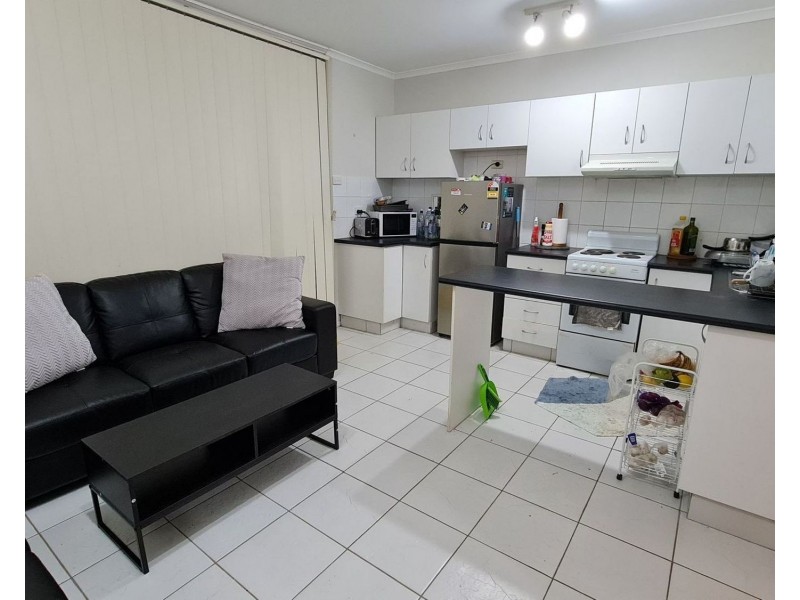 4/39 Sunset Blvd, Surfers Paradise QLD 4217