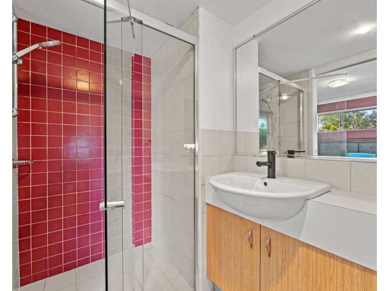 1015/33 Clark Street, Biggera Waters QLD 4216