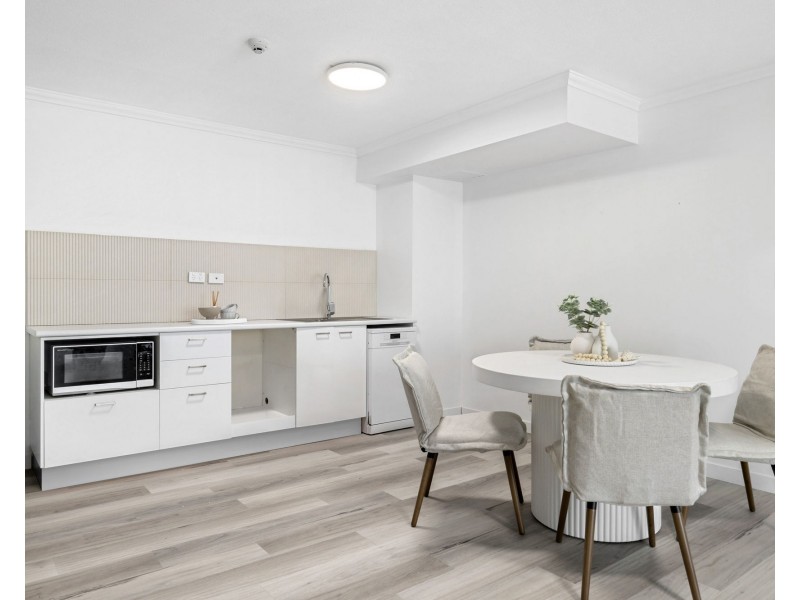 723/138 Ferny Avenue, Surfers Paradise QLD 4217