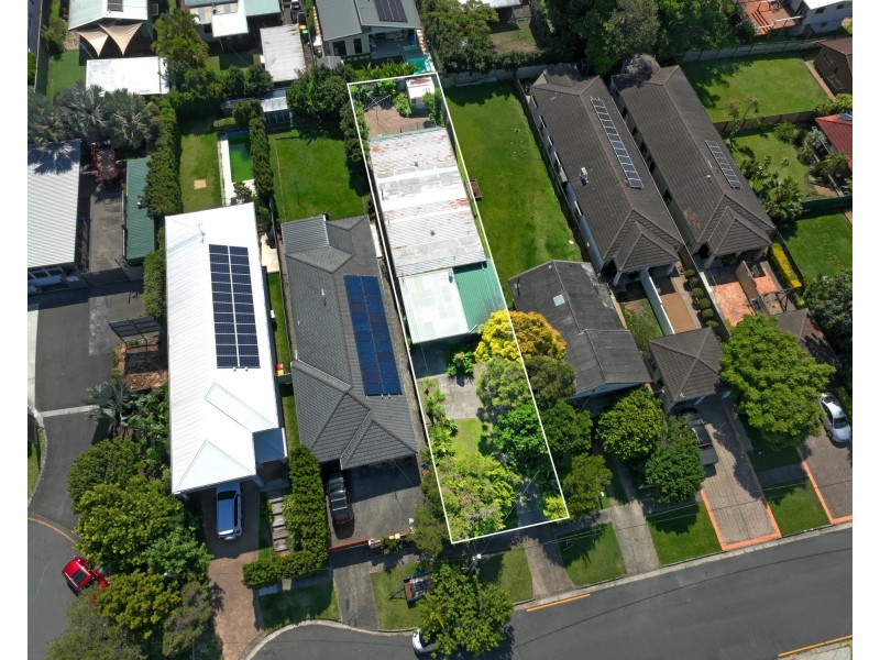 9 Graham Street, Southport QLD 4215