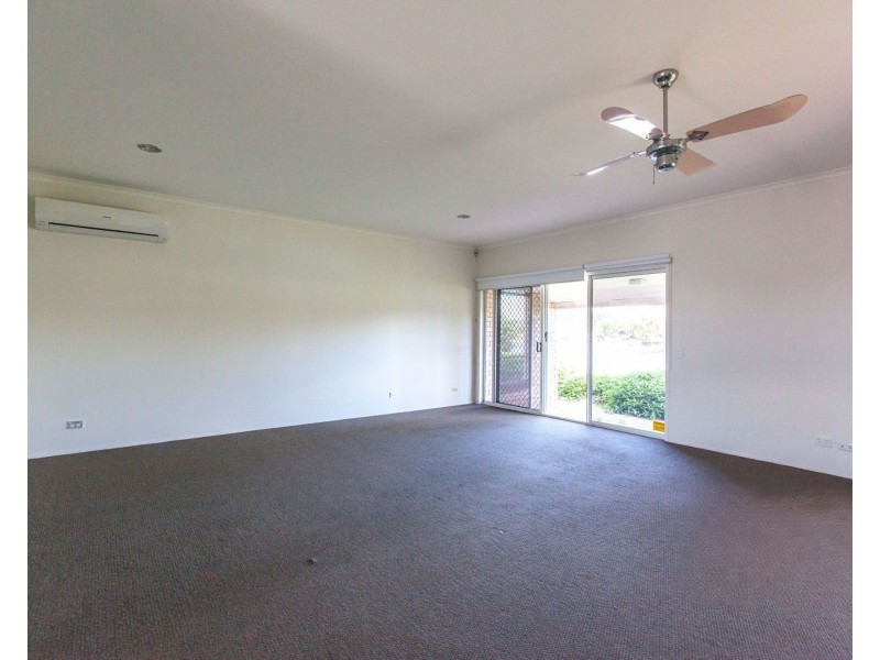 14 Cabana Blvd, Benowa QLD 4217