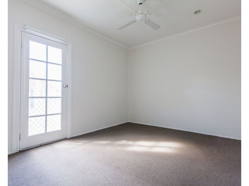 14 Cabana Blvd, Benowa QLD 4217