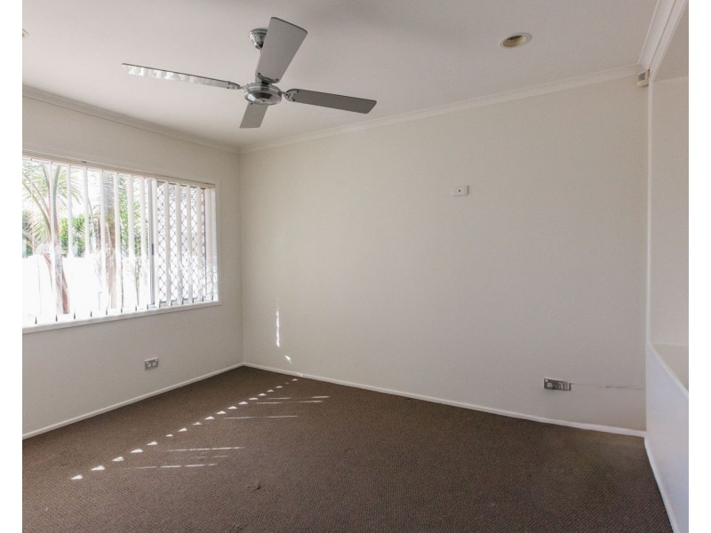 14 Cabana Blvd, Benowa QLD 4217