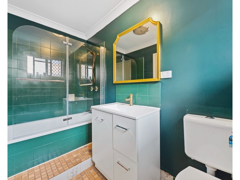 11/5 Proud Street, Labrador QLD 4215