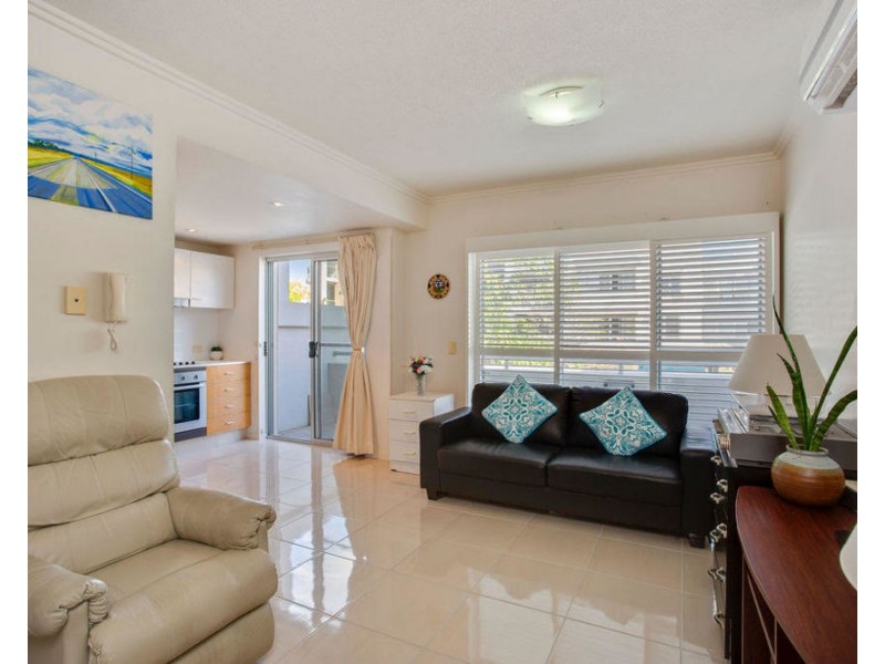16/1 Arbour Avenue, Robina QLD 4226