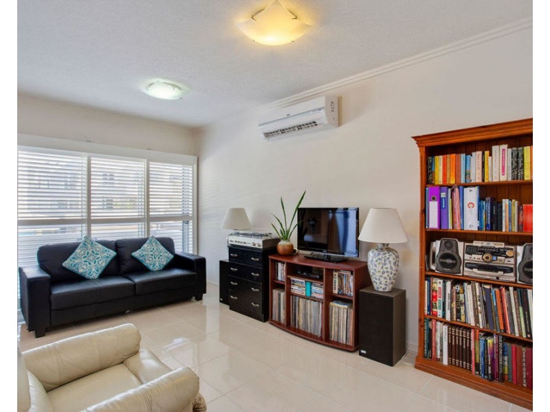 16/1 Arbour Avenue, Robina QLD 4226