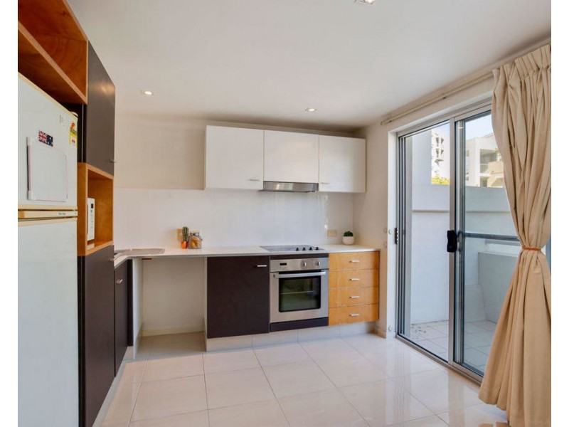 16/1 Arbour Avenue, Robina QLD 4226
