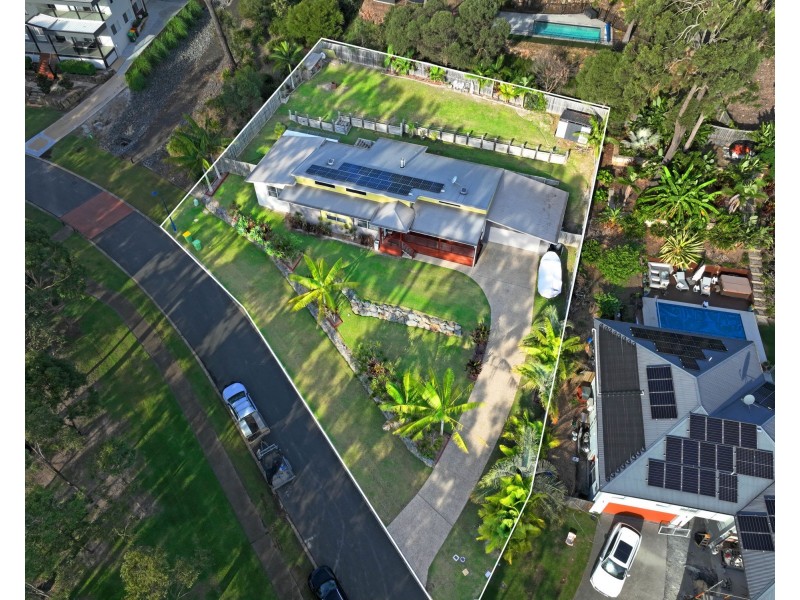 11 Pendragon Drive, Coomera Waters QLD 4209