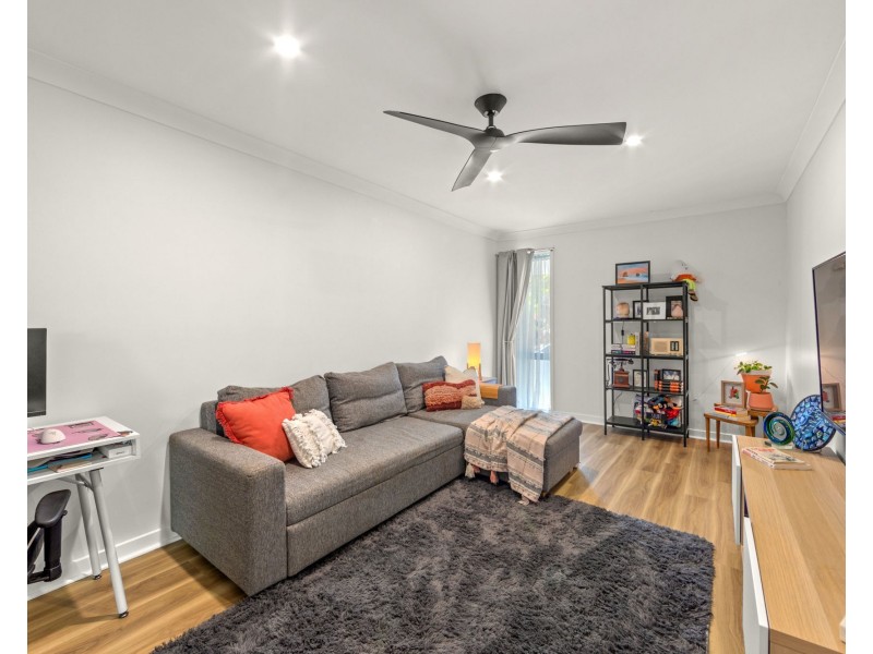 30 Mingaletta Drive, Ashmore QLD 4214