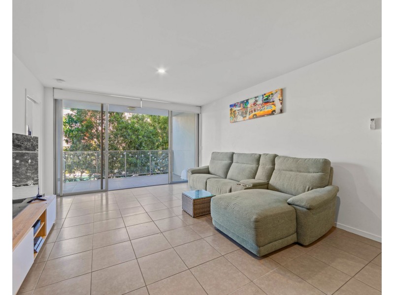 3213/1-7 Waterford Court, Bundall QLD 4217
