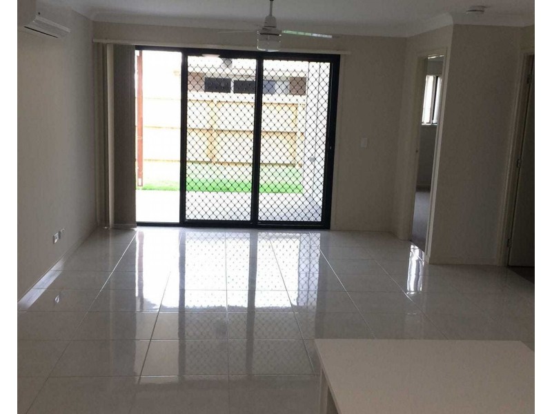72 Dixon St, Pimpama QLD 4209