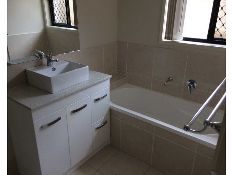 72 Dixon St, Pimpama QLD 4209