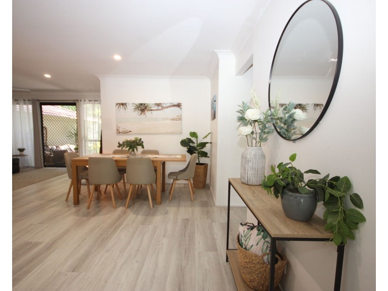 117/590 Pine Ridge Road, Coombabah QLD 4216