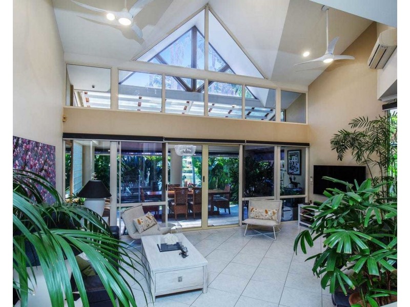 58/125 Santa Cruz Boulevard, Clear Island Waters QLD 4226