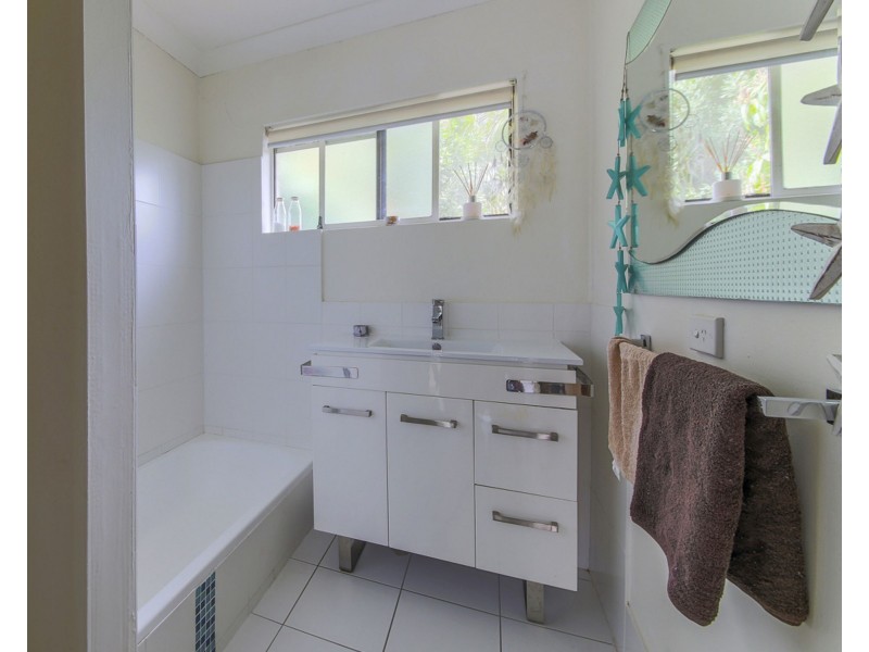 7/20 Central Street, Labrador QLD 4215