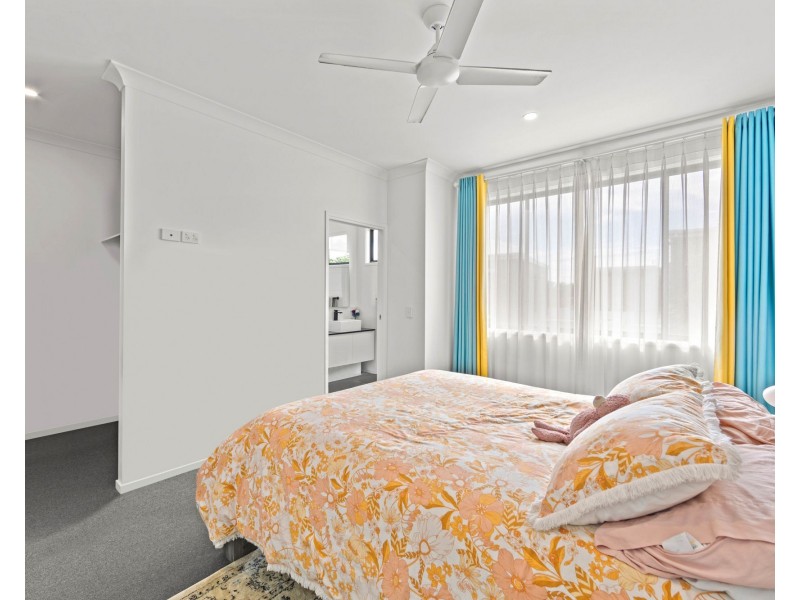 24/4A Hansford Road, Coombabah QLD 4216