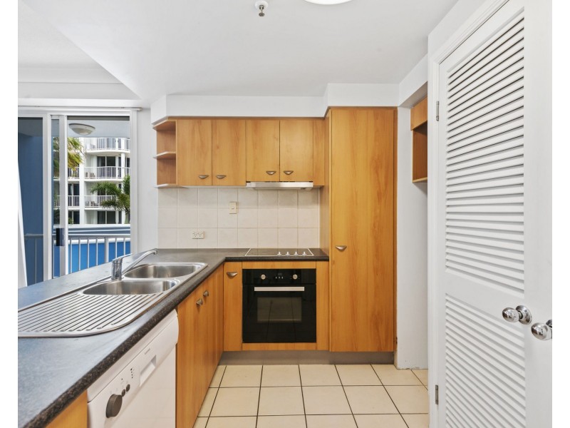 2028/2633 Gold Coast Highway, Broadbeach QLD 4218