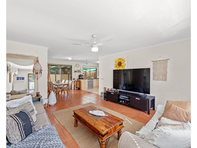 2/8 Musical Court, Oxenford QLD 4210